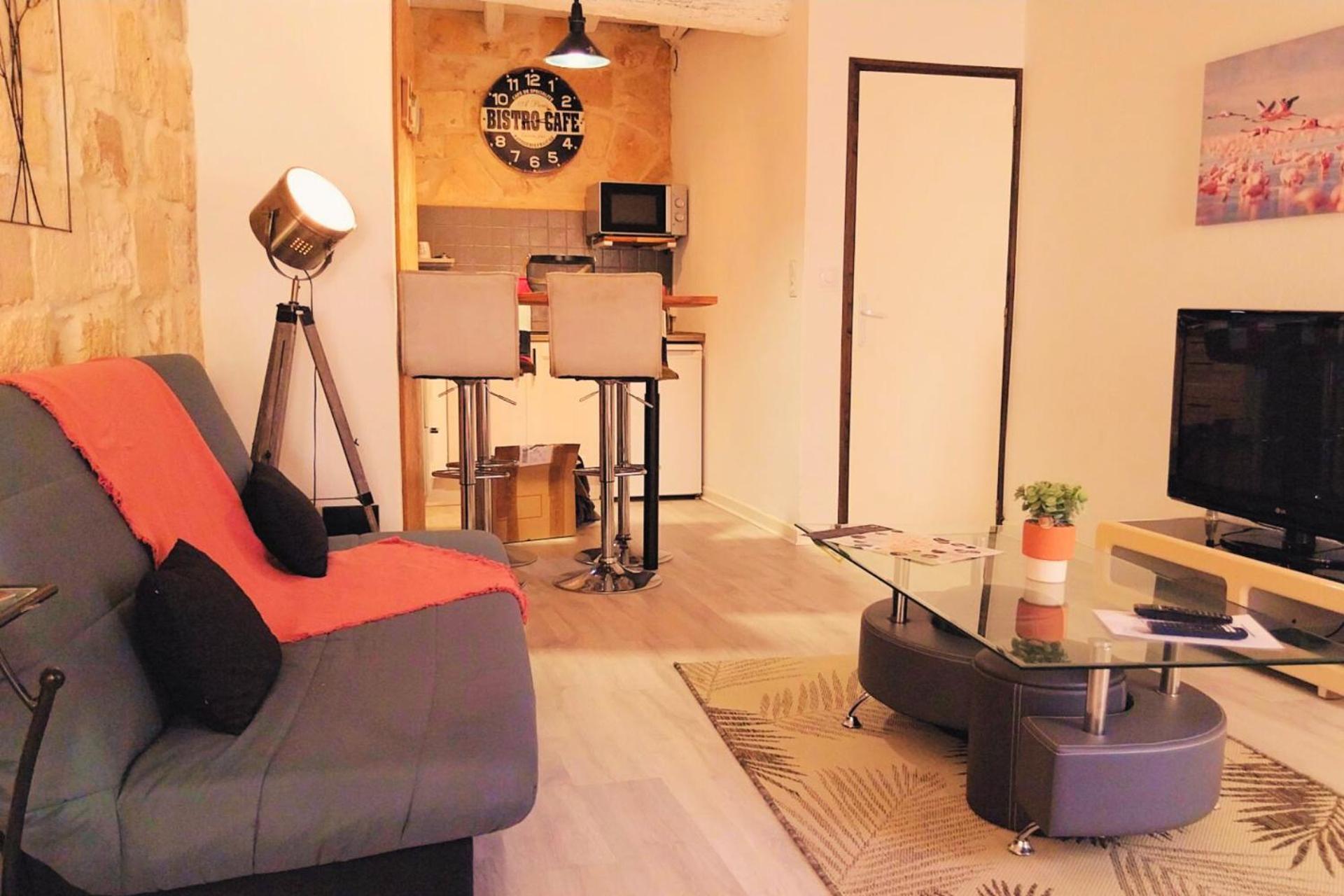 Immeuble 3 Apparts Centre Historique St Gilles Maisoncarreeconciergerie Saint-Gilles  Buitenkant foto