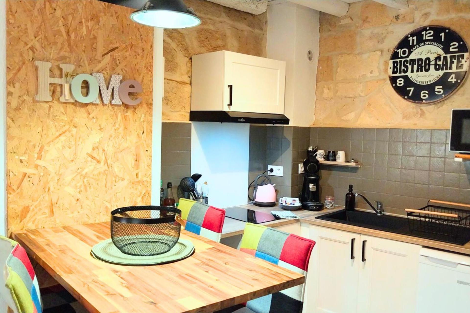 Immeuble 3 Apparts Centre Historique St Gilles Maisoncarreeconciergerie Saint-Gilles  Buitenkant foto
